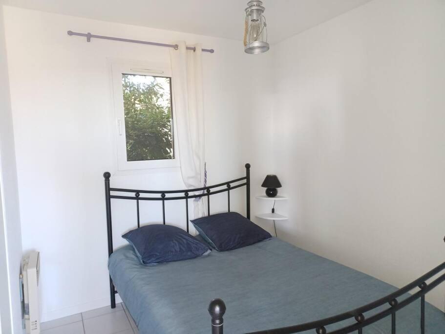 Plain-Pied, Terrasse, Piscine, Pleine Vue Mer, Plage A 6' A Pied, Parking, Wifi Fleury  Extérieur photo