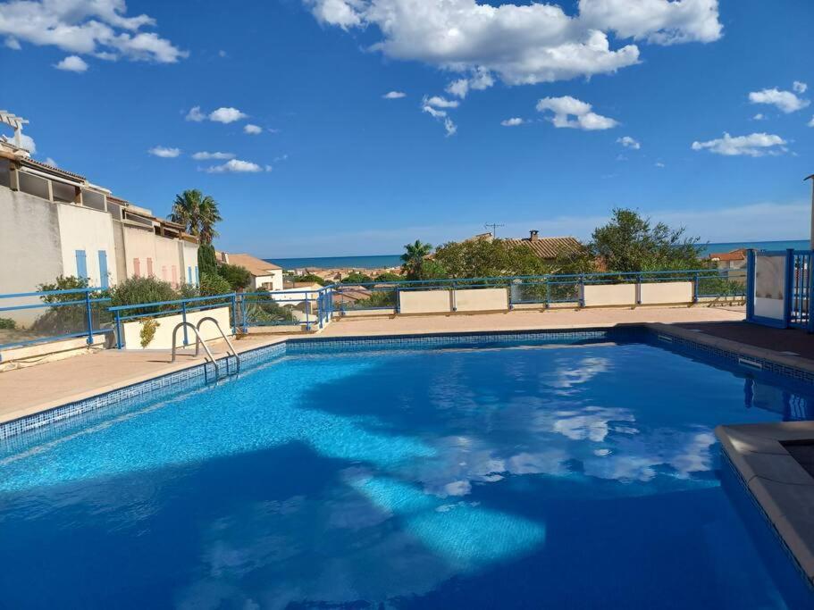 Plain-Pied, Terrasse, Piscine, Pleine Vue Mer, Plage A 6' A Pied, Parking, Wifi Fleury  Extérieur photo