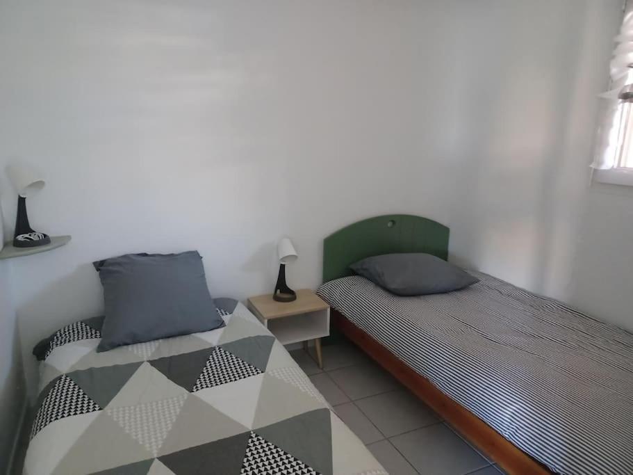 Plain-Pied, Terrasse, Piscine, Pleine Vue Mer, Plage A 6' A Pied, Parking, Wifi Fleury  Extérieur photo